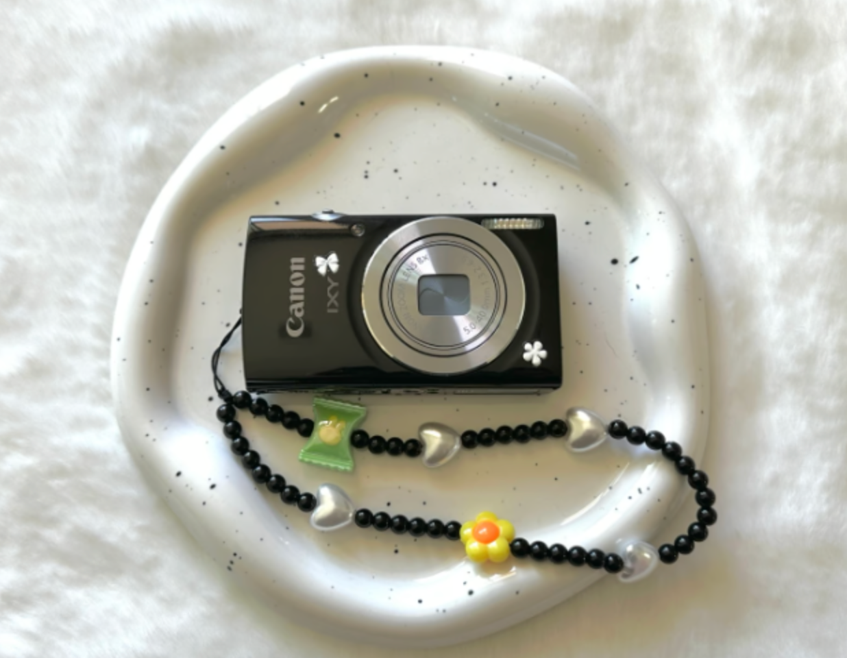 Canon powershot elph135 ixy120 digital camera